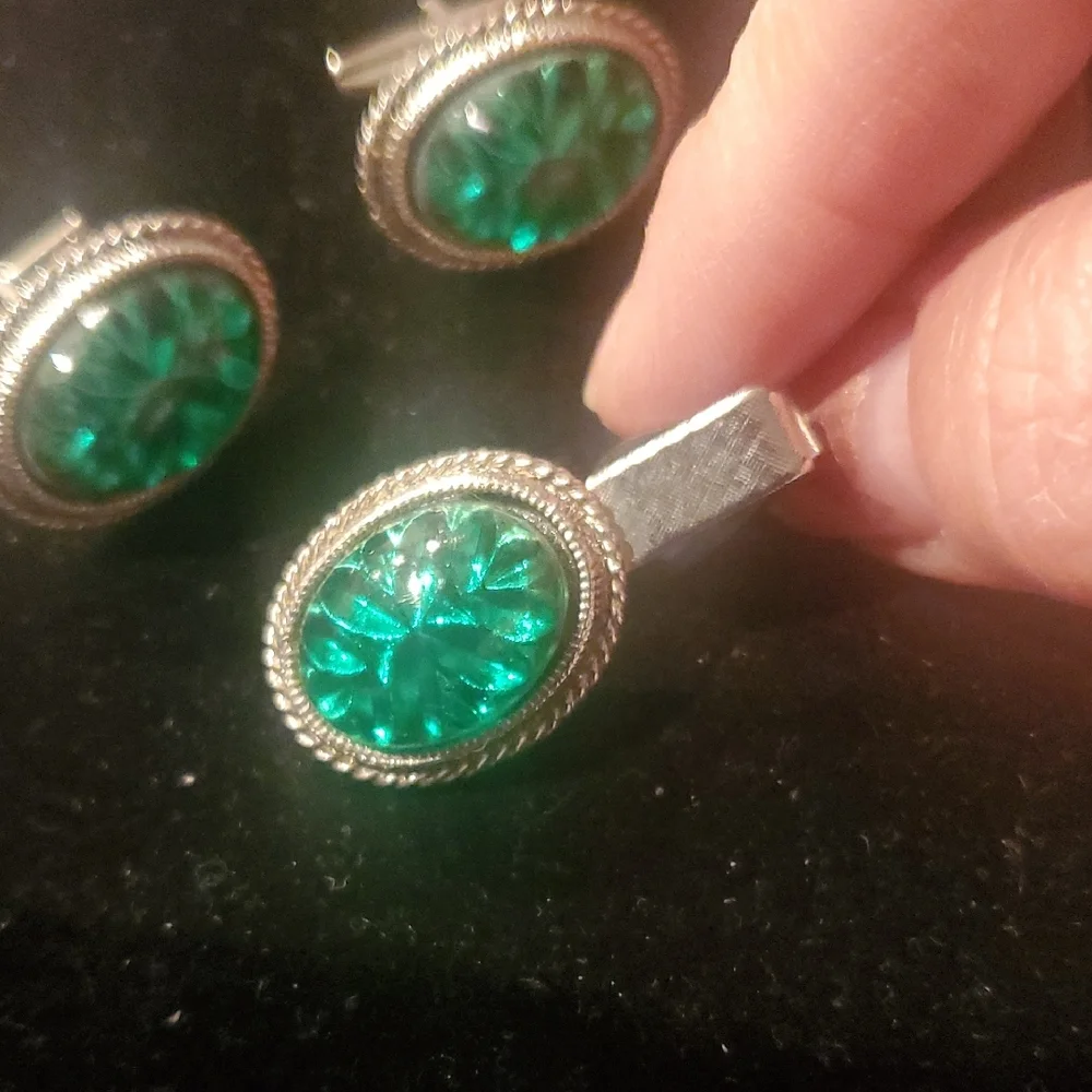 Vintage Green Glass Cufflinks and Tie Clip Set
